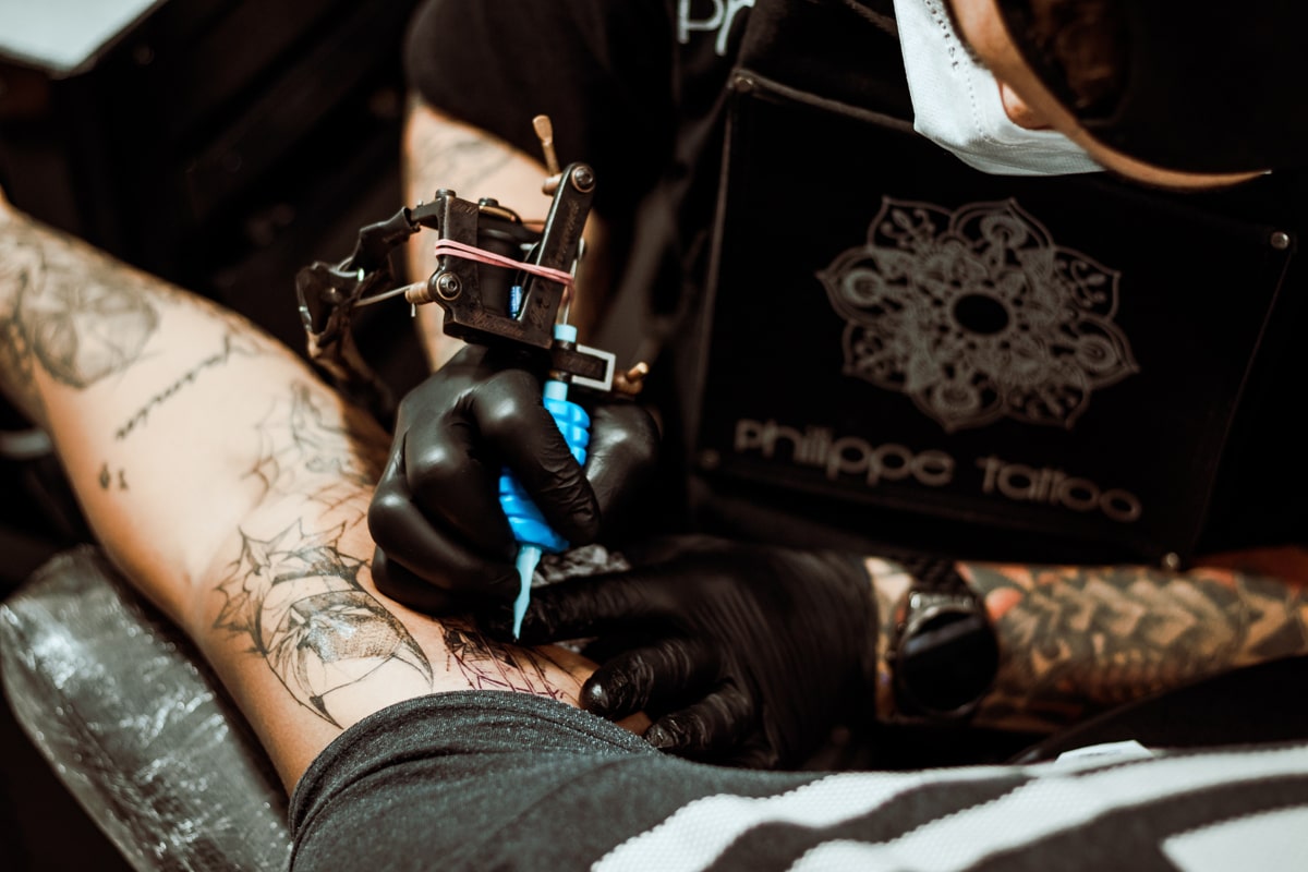 Tatuaggio realistico: cosa sapere di questa tecnica - VIS Tattoo & Piercing